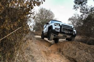 Land Rover Defender 110 P400 S Urban Pack 2020 года  (ZA)